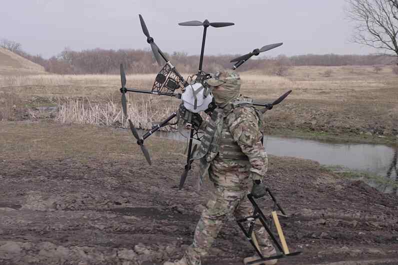 UAV Yang Menggunakan AI Digunakan Ukraina Untuk Menyerang Rusia