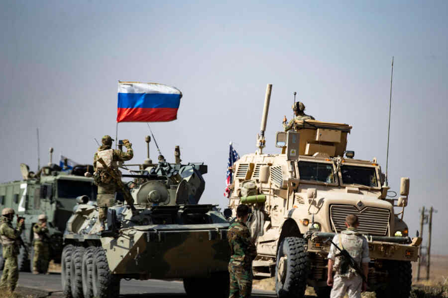 Di Suriah, Militer Rusia Dengan Berani Memblokir Konvoi Koalisi AS