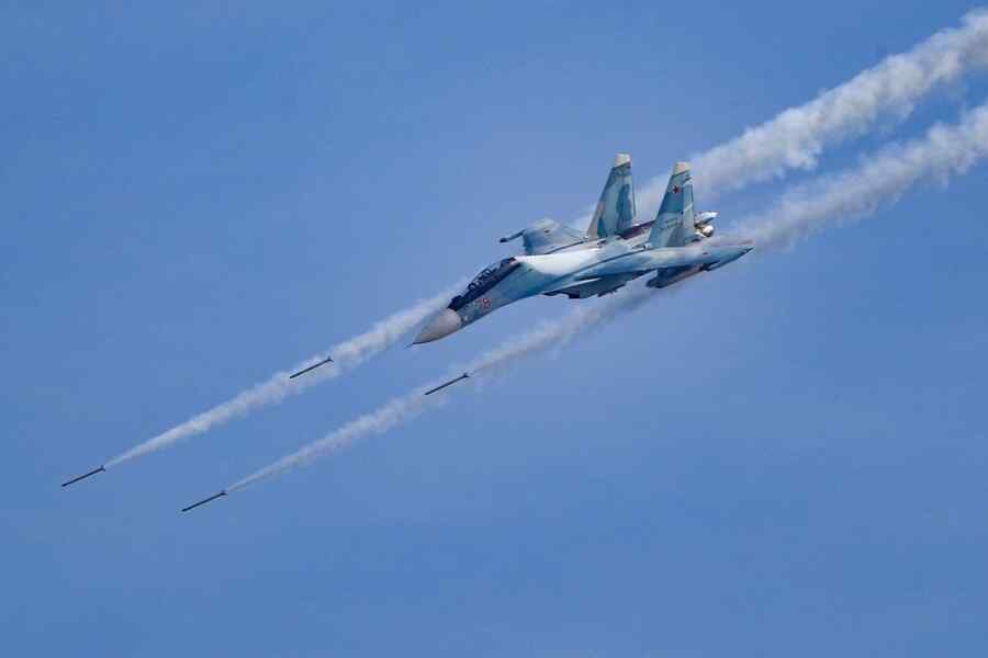 Pesawat Rusia Menghancurkan Dua Kapal Tak Berawak Di Dekat Krimea