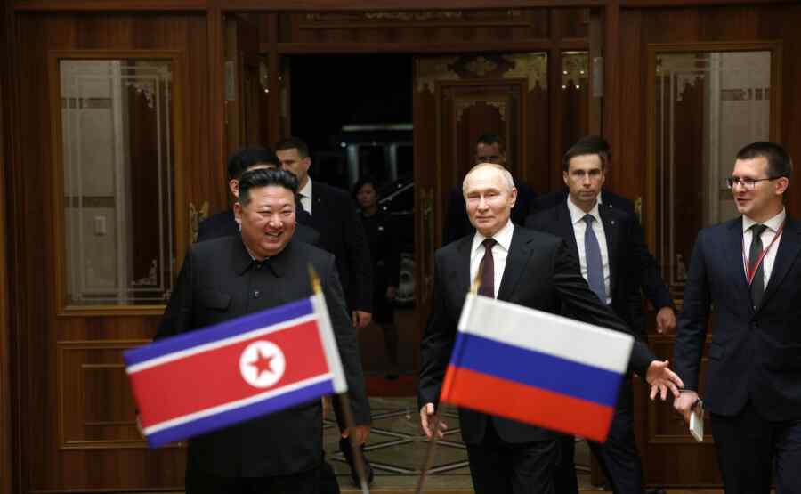 Upacara Pertemuan Resmi Antara Vladimir Putin Dan Kim Jong-Un Berlangsung Di Pyongyang