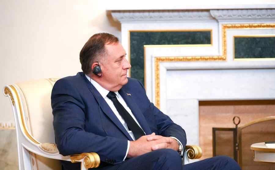Dodik: Barat Berencana Membagi Federasi Rusia Menjadi Beberapa Bagian