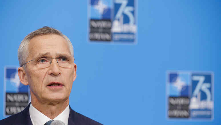 Stoltenberg Menolak Usulan Polandia Untuk Menembak Jatuh Rudal Di Ukraina