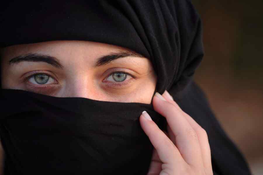 Umat ​​Islam di Rusia Mendukung Keputusan Mufti Dagestan Yang Melarang Niqab