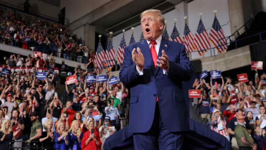 Trump Menantang Biden Untuk Berpartisipasi Dalam Debat Tanpa Aturan