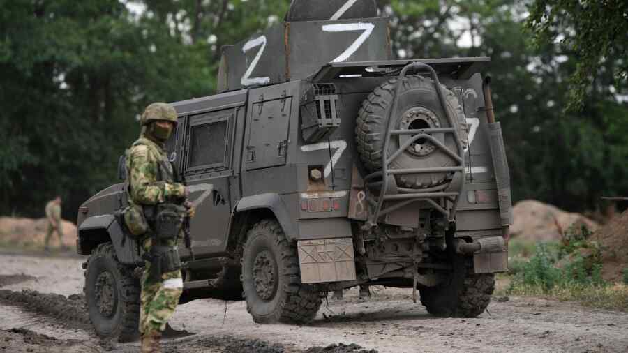 Angkatan Bersenjata Rusia Membebaskan Desa Ivanovka di DPR