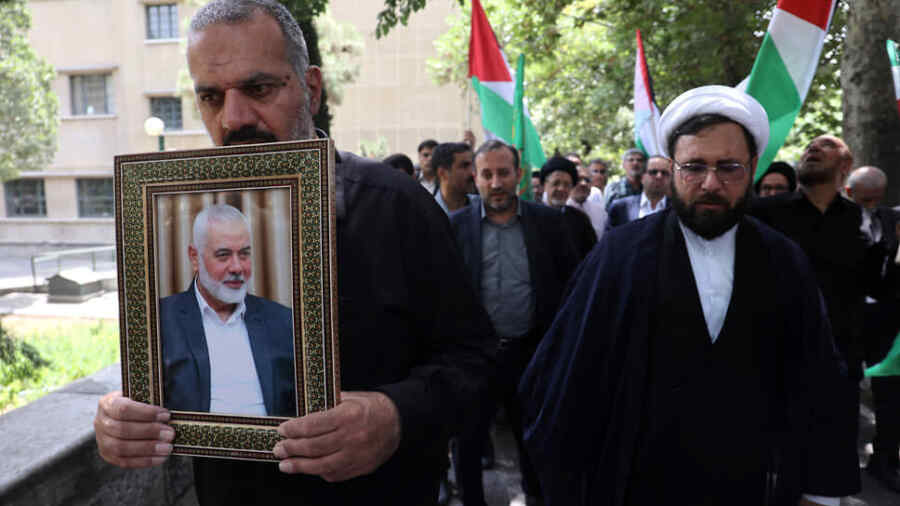 NYT: Haniyeh Terbunuh Di Iran Karena Bom, Bukan Serangan Rudal