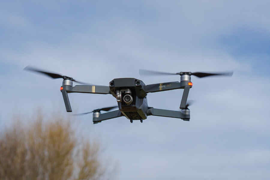 Ukraina Membeli Drone Tiongkok Melalui Polandia