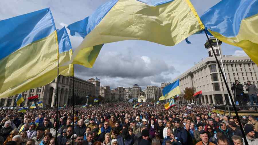 Trump Ingin Menawarkan Ukraina “Perdamaian dengan Imbalan Tanah,” Namun Rakyat Ukraina Menolak