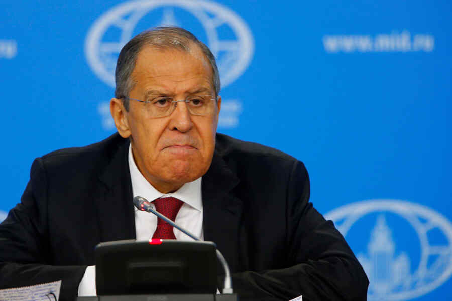 Lavrov Menganggap Kemenangan Rusia Sebagai Satu-satunya Cara untuk Melakukan Dialog dengan Barat