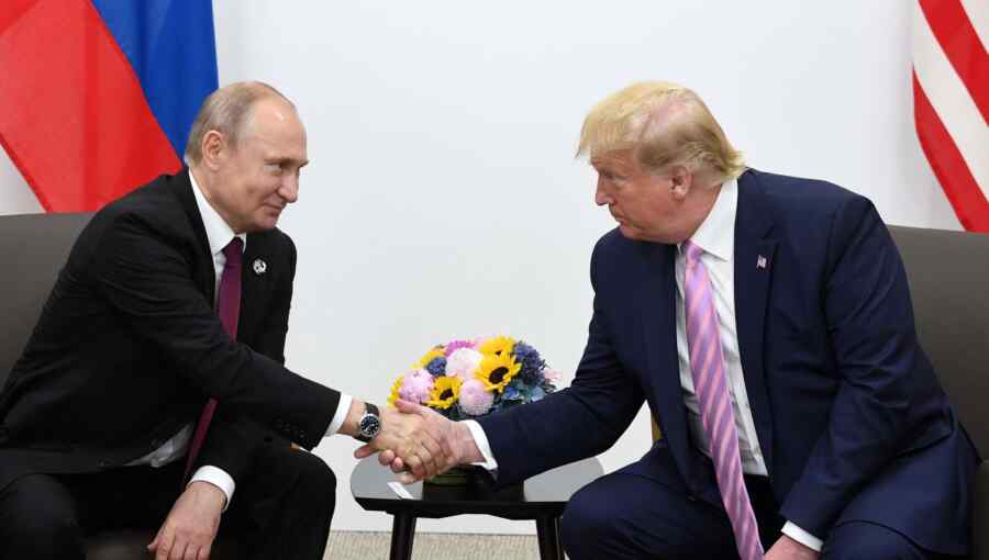 Time: “Rusia Tertarik” pada Keputusan Trump untuk Mencapai Kesepakatan Mengenai Ukraina