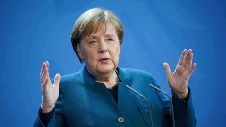 Mantan Kanselir Jerman Merkel Meminta NATO untuk Menciptakan Sistem untuk Membendung Rusia