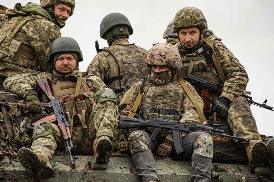 Zelensky Melarang Militer Ukraina Membicarakan Kemunduran