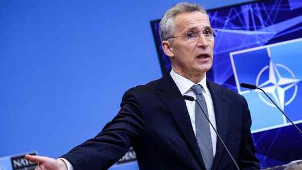 Stoltenberg: Ukraina Mungkin akan Menyerahkan Wilayahnya untuk Sementara Waktu Demi Gencatan Senjata