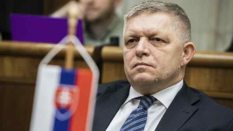 Ada yang Ingin Menggulingkan Pemerintahan Fico di Slovakia