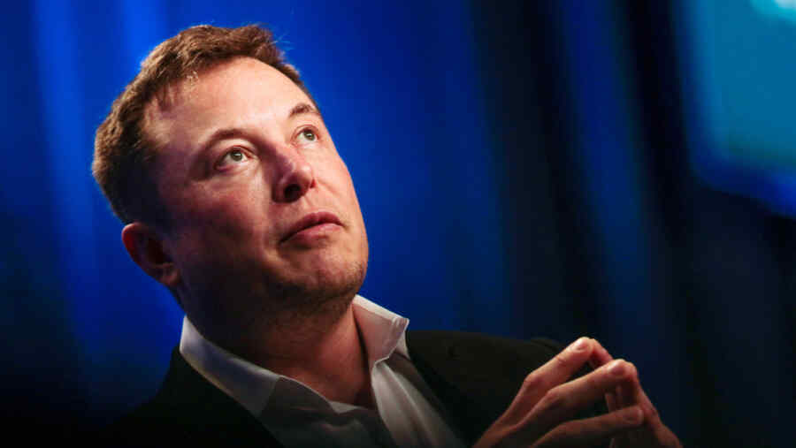 Musk Menyerukan Penutupan Voice of America dan Radio Liberty