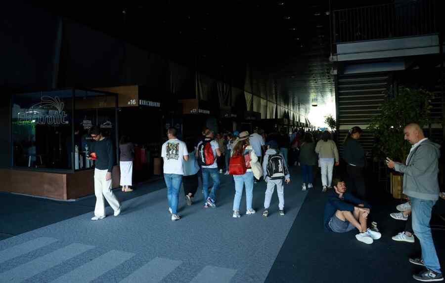 Reuters: Spanyol Nyatakan Keadaan Darurat Akibat Pemadaman Listrik