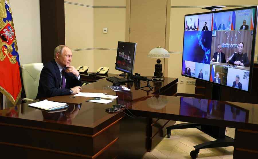 Putin Berjanji akan Membantu Warga Negara Jerman yang Tinggal di Rusia