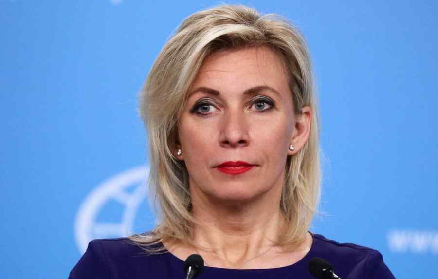 Zakharova: Prancis Menjadi Pemimpin Kelompok Perang Barat Melawan Rusia