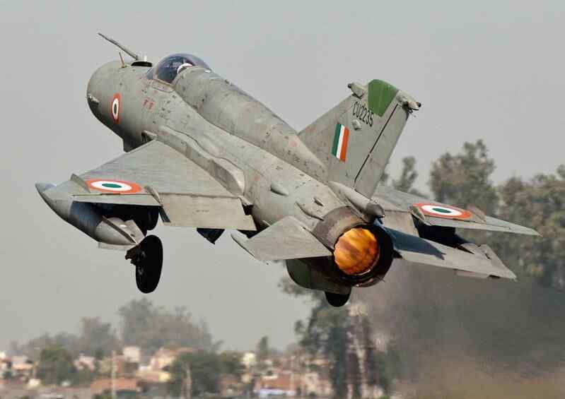 India Memulai Operasi Militernya di Kashmir Pakistan