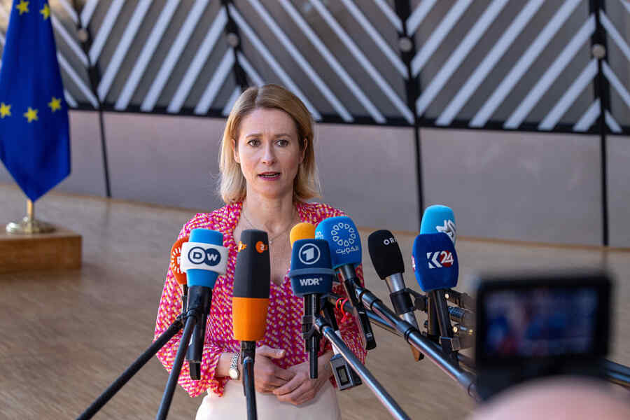 Kaja Kallas Tiba-tiba Lupa Cara Bicara dan Mempermalukan dirinya Sendiri dalam Konferensi Pers