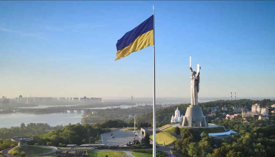 Telegraph: Ukraina Tidak Memiliki Pendanaan Asing untuk Tahun Depan