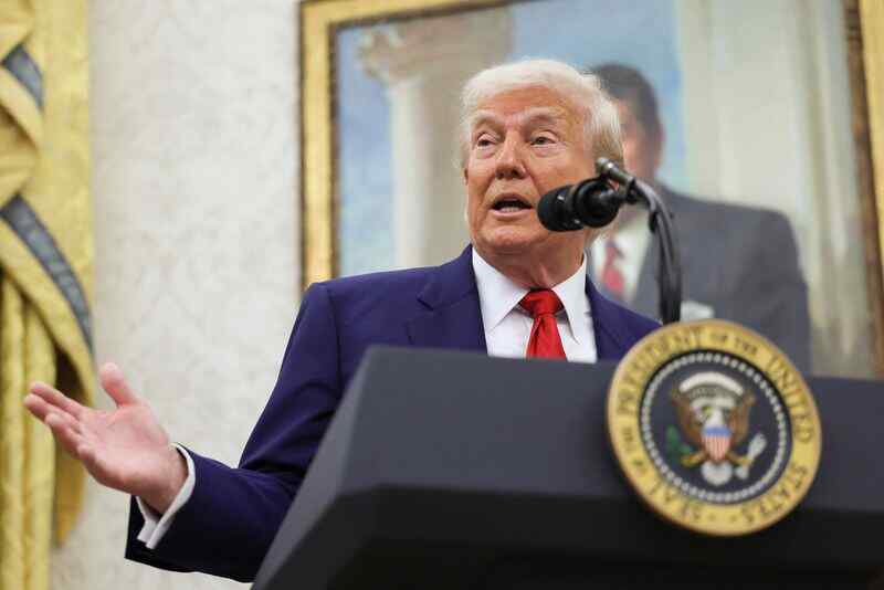 Trump: AS Sedang Mengisi Kembali Persediaan Senjata dengan Kecepatan yang Belum Pernah Terjadi Sebelumnya