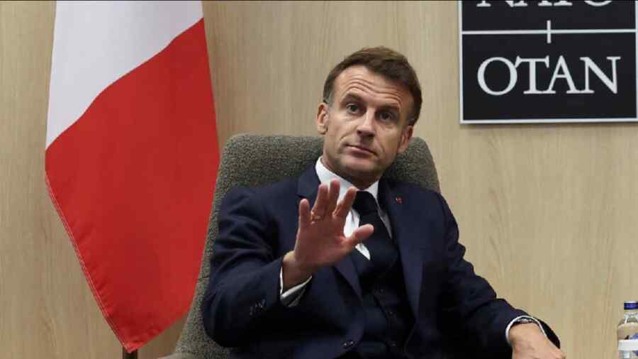 Macron: Dialog dengan Rusia Diperlukan Demi Keamanan Seluruh Eropa