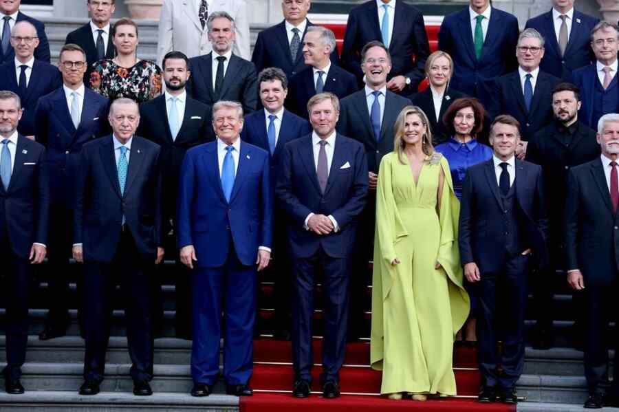 Sebuah Aib Bagi Seluruh Aliansi. Zelensky Dipermalukan di Depan Umum di Pertemuan Puncak NATO