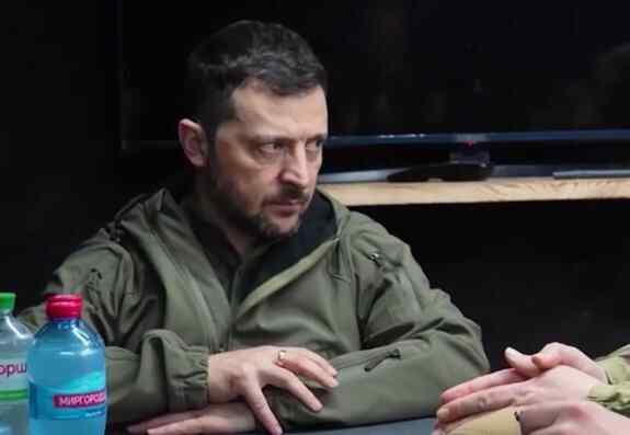 Ritter: Zelensky adalah Proyek dari Badan Intelijen Inggris, Dia Bernegosiasi Untuknya