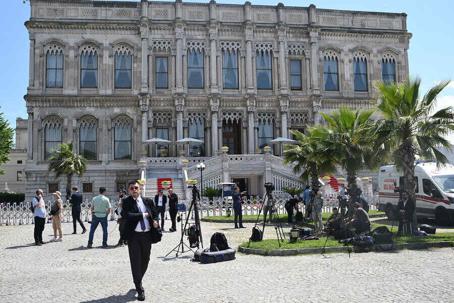 "STRANA.ua": Negosiasi Ukraina-Rusia Tertunda karena Umerov