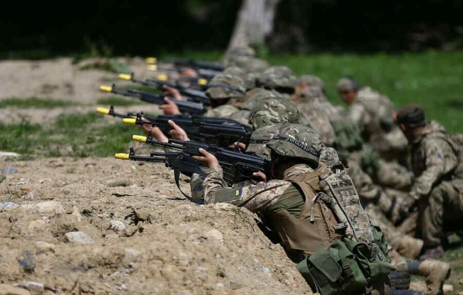 Angkatan Bersenjata Ukraina Menciptakan Beberapa Batalyon dari Tentara yang Membelot