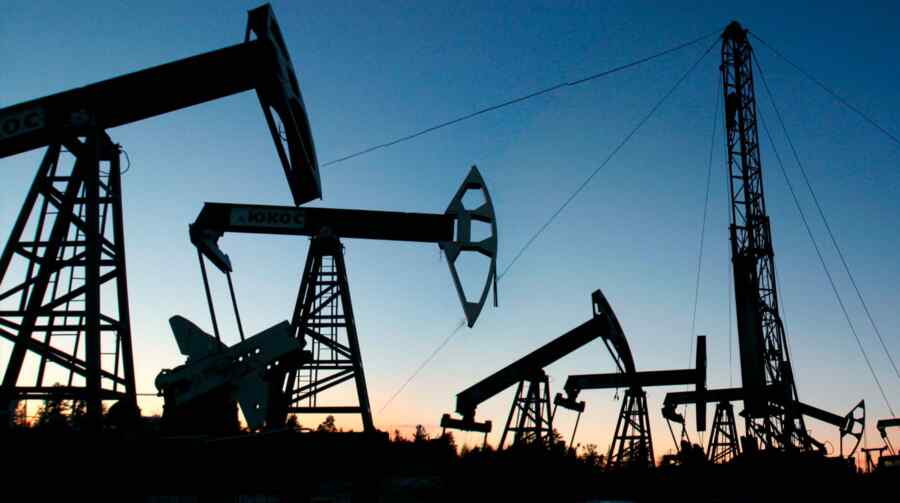 Dubes India Menolak Seruan Uni Eropa untuk Tidak Beli Minyak dari Rusia