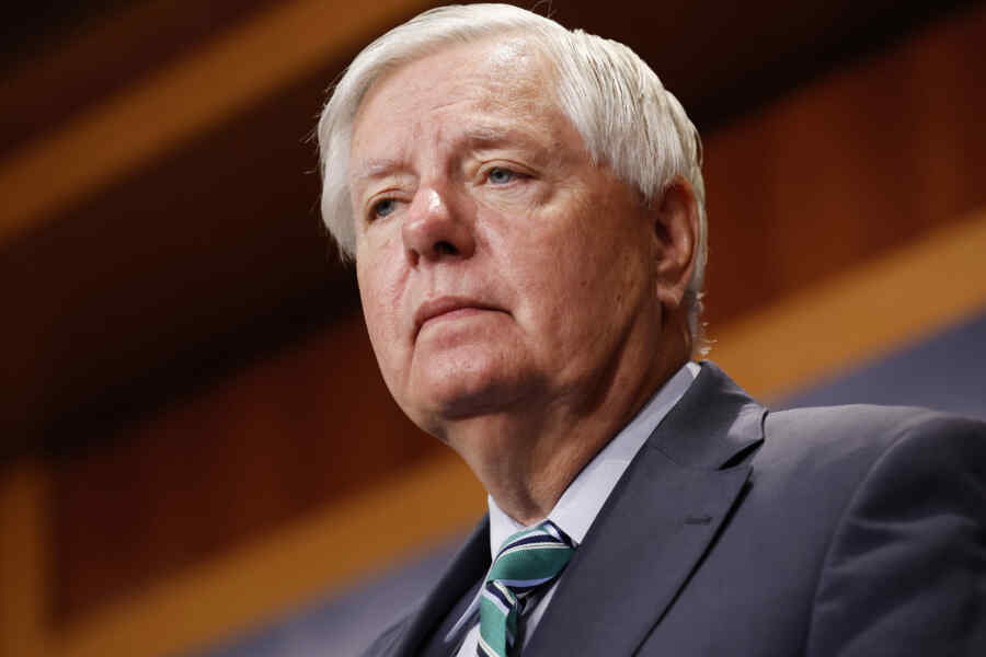 Graham: Rusia Telah Belajar untuk Menghindari Sanksi, tetapi Trump Mengubah Aturan Mainnya