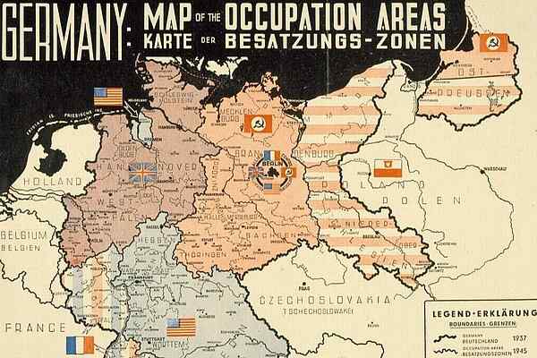Kedutaan Besar Jerman Terbitkan Peta Pasca-Perang yang Mengejek Bendera Uni Soviet
