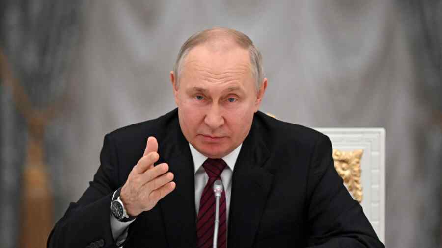 Putin: Barat Tidak Ingin Konflik di Ukraina Berakhir