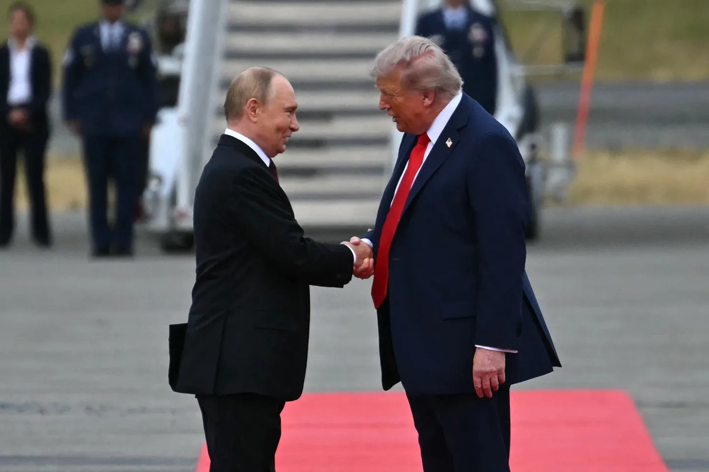 Trump Memberi Nilai '10' untuk Pembicaraan dengan Putin di Alaska