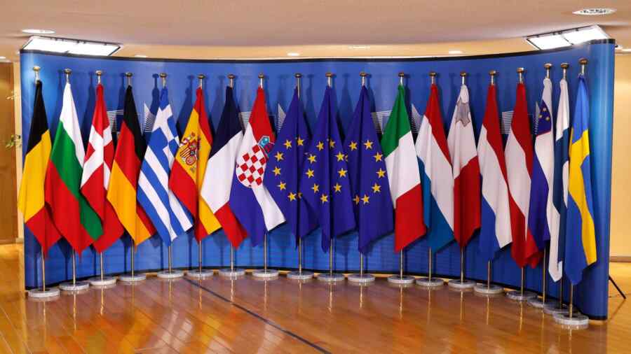 Bloomberg: 10 Negara Eropa Ingin Mengirim Pasukannya ke Ukraina