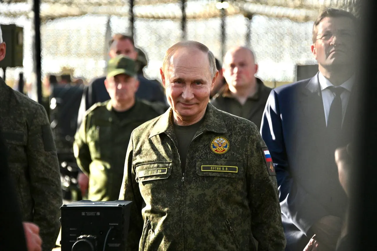 Putin Mengunjungi Tempat Latihan Militer Zapad-2025 Berlangsung