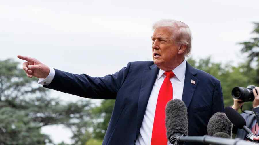 Trump: Ukraina Memiliki Masalah Serius