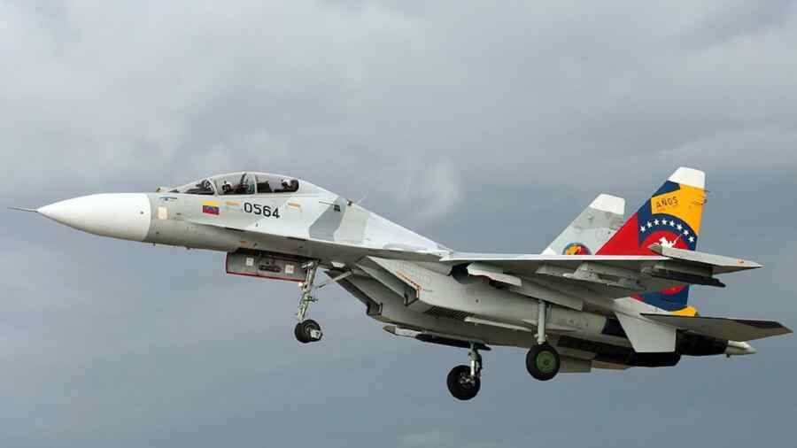MWM: Venezuela Kerahkan Jet Tempur Su-30MK2 dan Kh-31 untuk Melawan Kapal Induk AS