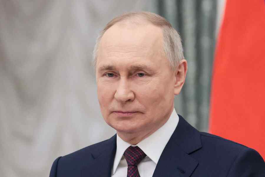 FOM: 80% Warga Rusia yang Disurvei Percaya pada Putin