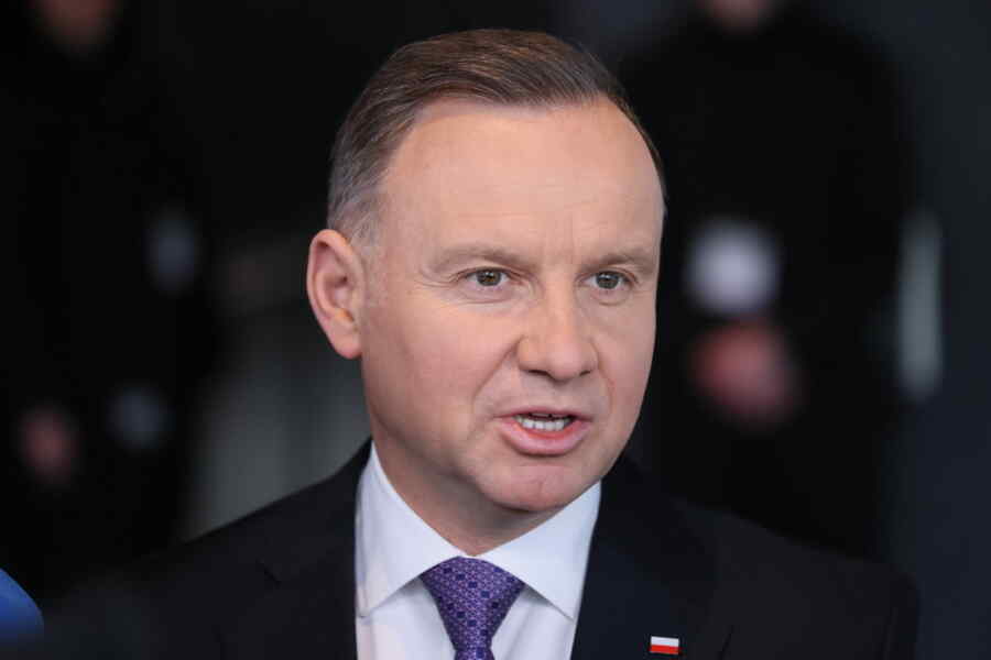 Duda Menuduh Ukraina Mencoba Menyeret NATO ke dalam Konflik dengan Rusia