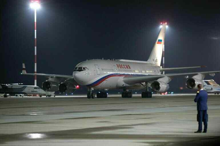 Vladimir Putin Tiba di Vladivostok, dan akan Berpartisipasi dalam Forum Ekonomi Timur