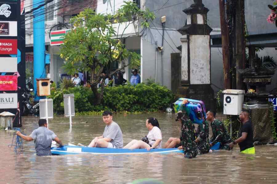 Bali Dilanda Banjir Terparah dalam Satu Dekade Terakhir, 9 Orang Tewas, Turis Dievakuasi