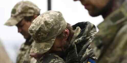 Seorang Pria Ukraina Meminta untuk Tidak Dideportasi dari Rusia karena Takut akan Mendapat Siksaan dari Angkatan Bersenjata Ukraina