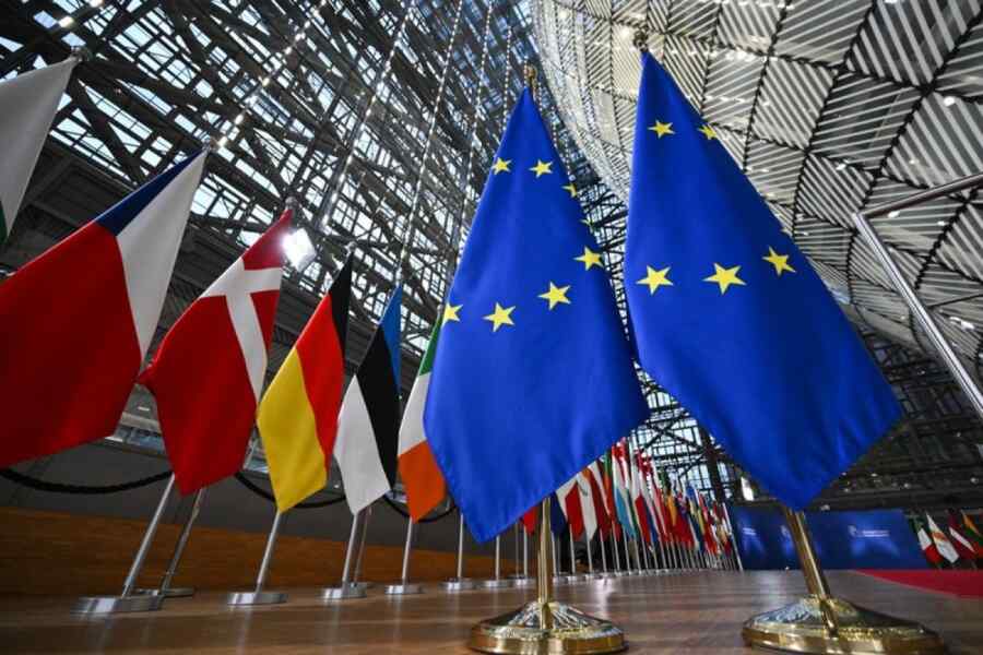 Politico: Uni Eropa Terjebak dalam Kebuntuan Setelah Insiden Drone di Eropa