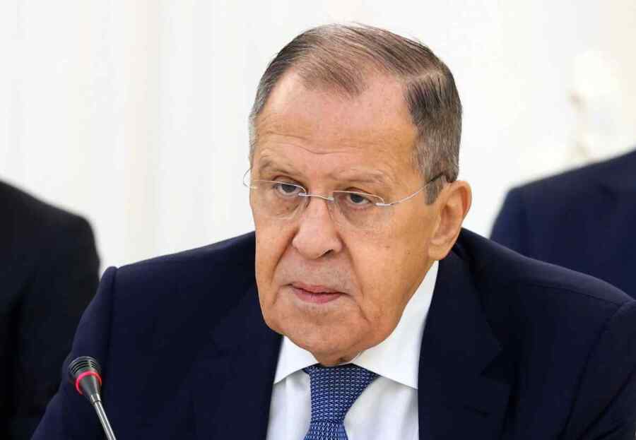 Lavrov: Polandia Sedang Bersiap untuk Menyerang Pesawat Putin