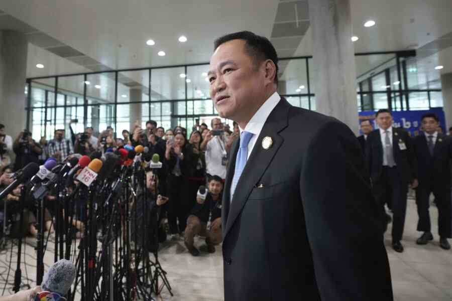 Thailand Menangguhkan Perjanjian Damai dengan Kamboja