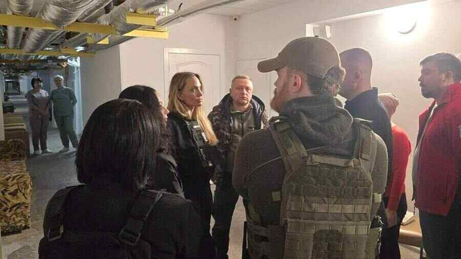 Artis Hollywood Bahkan Tidak Dapat Menyembunyikan Bencana yang Sedang Dihadapi Rakyat Ukraina