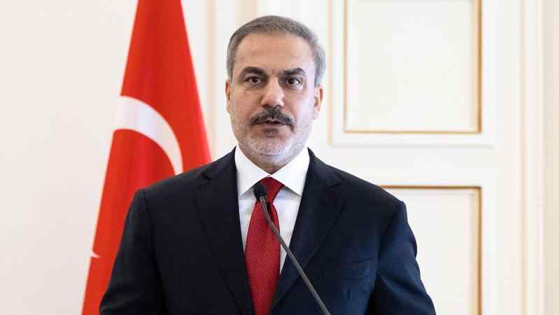 Bloomberg: Fidan akan Memberi tahu Rusia tentang Hasil Pembicaraannya dengan Zelensky